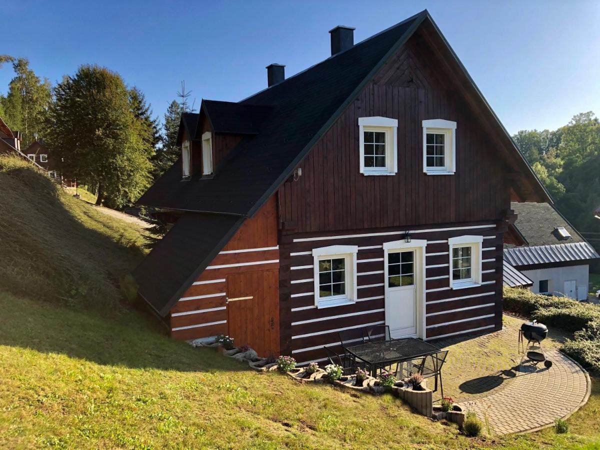 Modern chalet Na Zlatníku Zlata Olesnice (Jablonec nad Nisou) Exterior foto